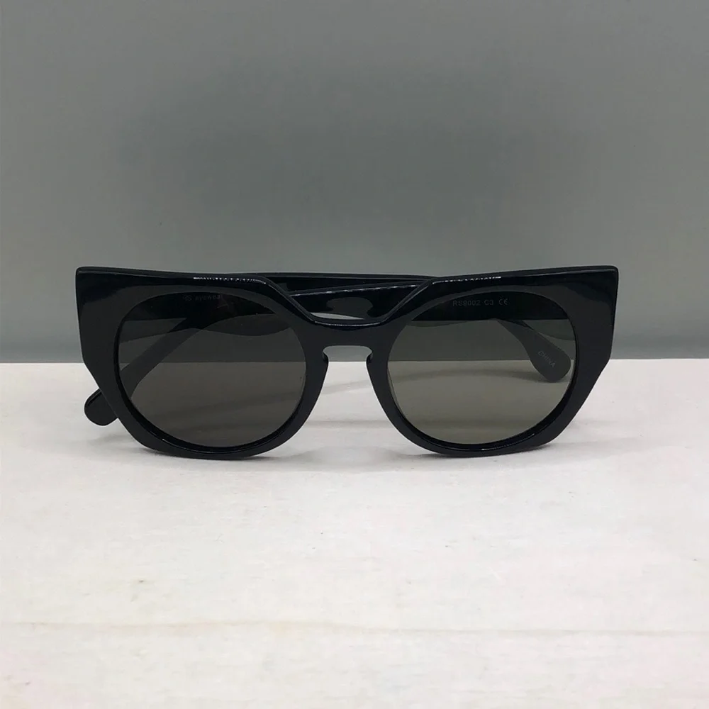 RS Eyewear Trendy Semi Oversized Sunglasses Black Frames RS9002 C3
